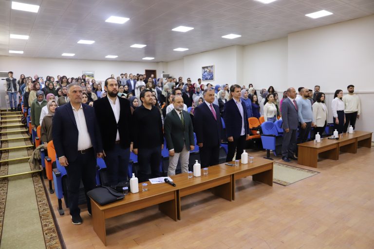 universitemizde-50-yil-konferanslari-devam-ediyor